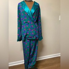Vintage Victoria s Secret Silky Retro Floral 2 Piece PJs Lounge Gold Label