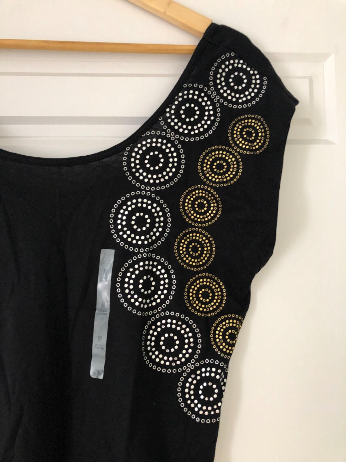 NOW Ladies Scoop Neck Black Top - Size M - 5+ items free AU post - NWOT