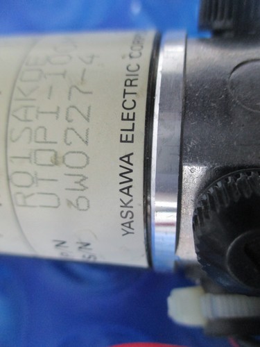 Yaskawa R01SAKOE UTOPI-100MX Minertia Motor R Series - Picture 7 of 10