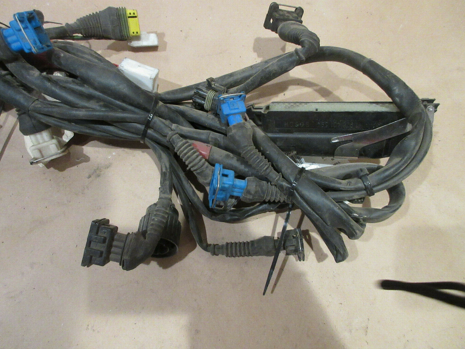Ferrari 456MGT/MGTA - LH Engine Wire Harness P/N 180507