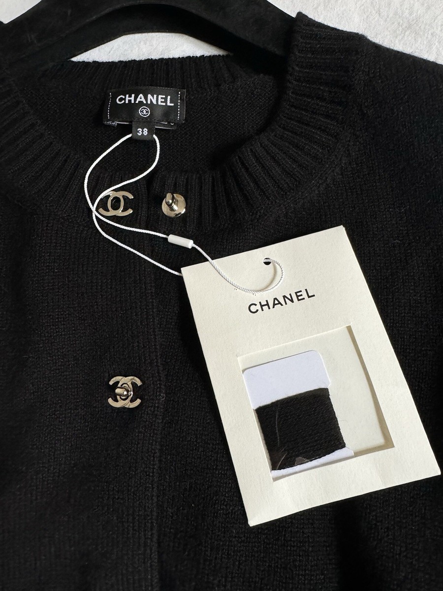Chanel classic cashmere coat 2024 women without tags for Chanel classic cashmere coat 2024 women without tags for
