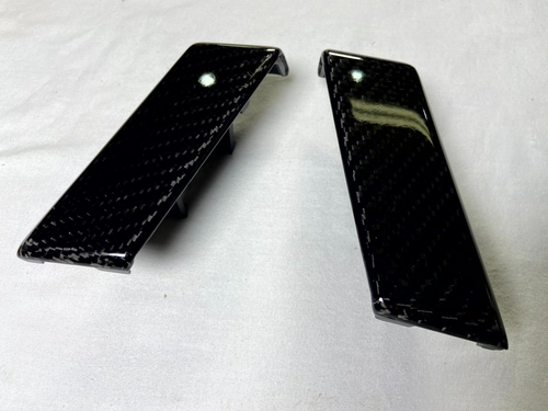 Porsche 997 Carbon Fiber Door Panel Trim pair - 997555643, 997555644 - Picture 10 of 13