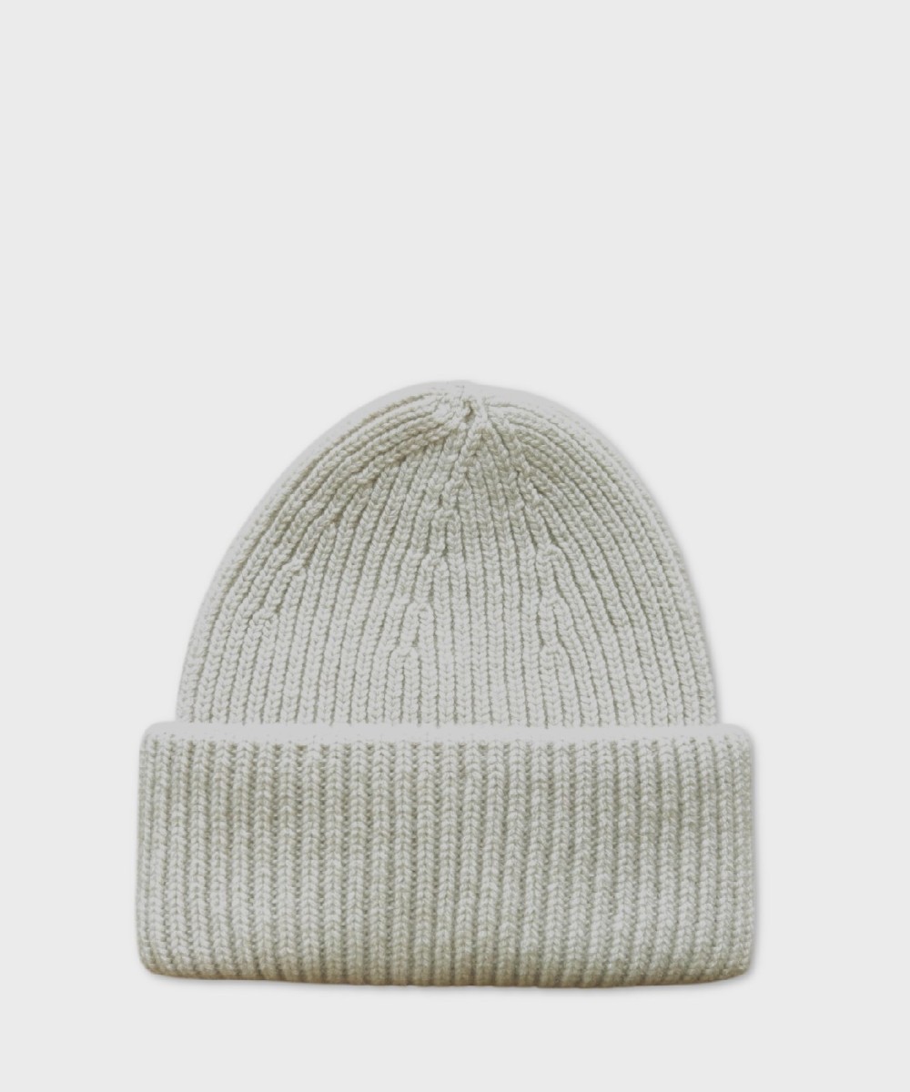 Bluestars Antelope berretto misto lana из кашемира bianco crema 1075 12990₽