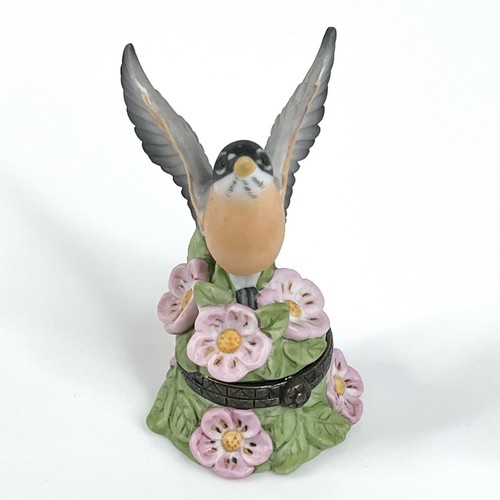 VTG Limited Edition Porcelain American Robin BIRD TRINKET BOX 3" Floral Figurine - Picture 8 of 9