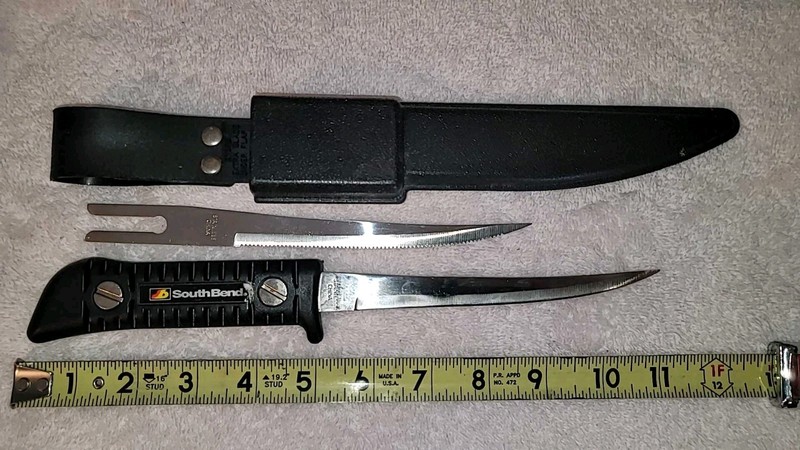  South Bend 6 in Stainless Steel W 2 Fillet Blades  Sheath Included
