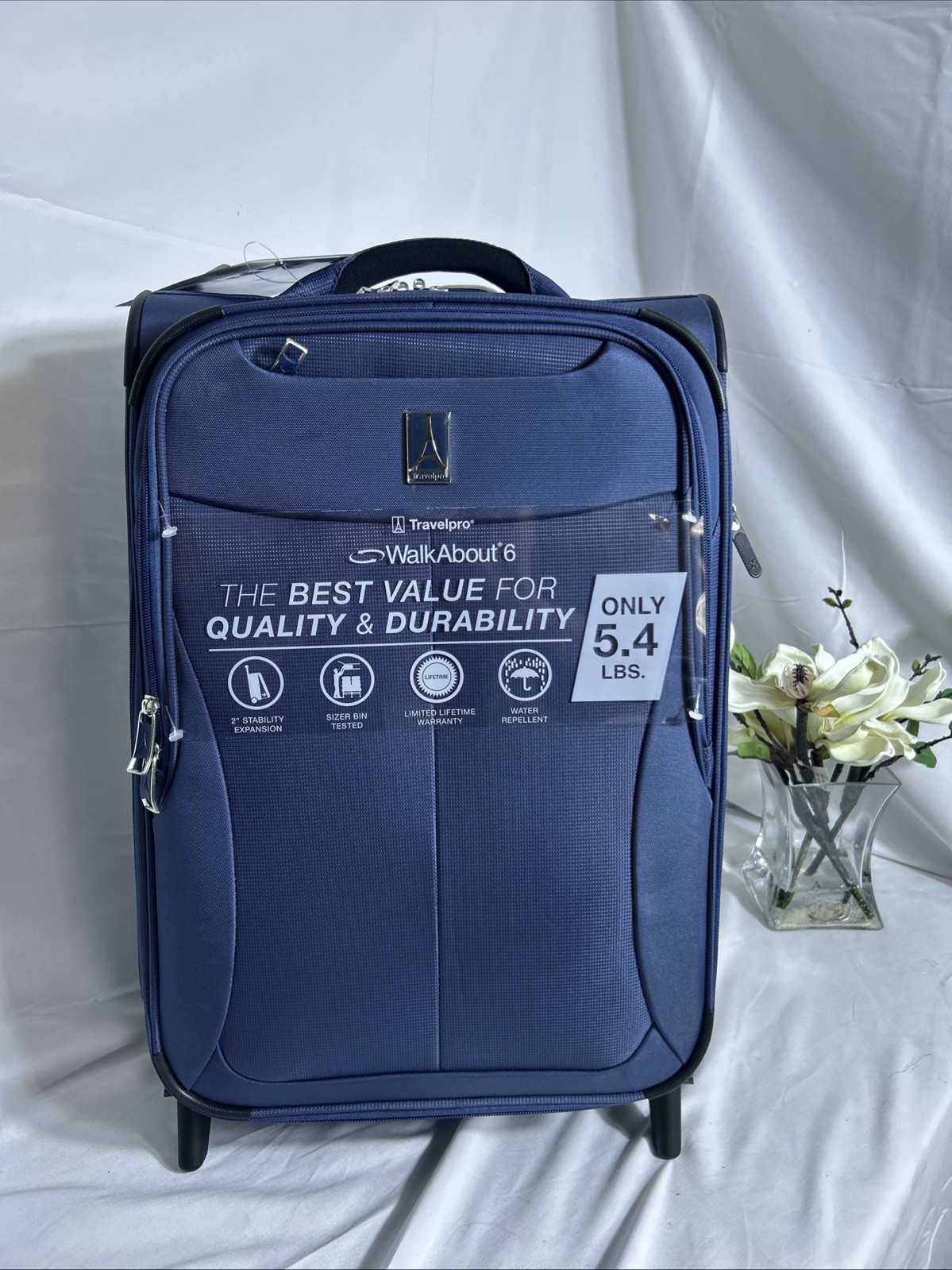 Travelpro WalkAbout 6 Carry-On Expandable Rollaboard Blue Ne