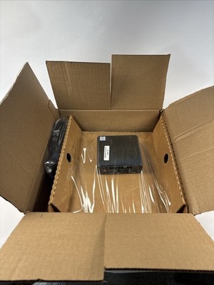 Intel - NUC7i5DNK - i5-7300U - 8GB Ram - SSD - WINDOWS 11 - Never Used