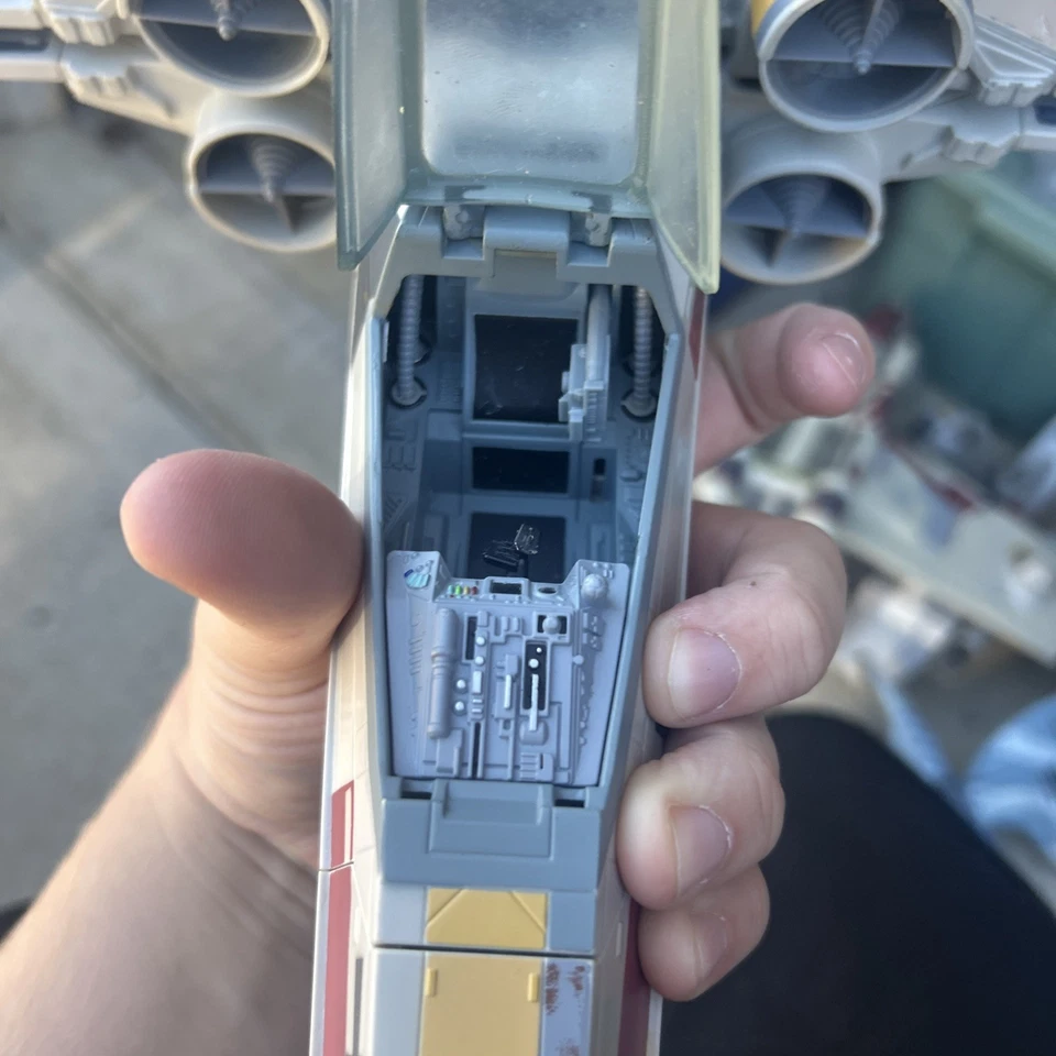 Star Wars X Wing StarFighter 2011 Hasbro Toys R Us Exclusivo en buen estado Foto 4 de 4