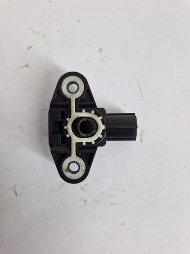 VW PASSAT B6 3C Airbag Crash Control Sensor Trigger Impact Unit 16080303