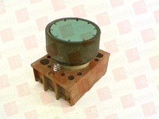 SIEMENS 3SB1200-0AE53 / 3SB12000AE53 (USED)