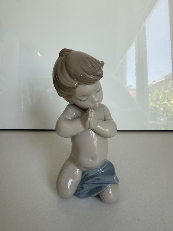 Lladró A Child’s Prayer Porcelain Figurine 5.5” Little Boy Praying Made in Spain