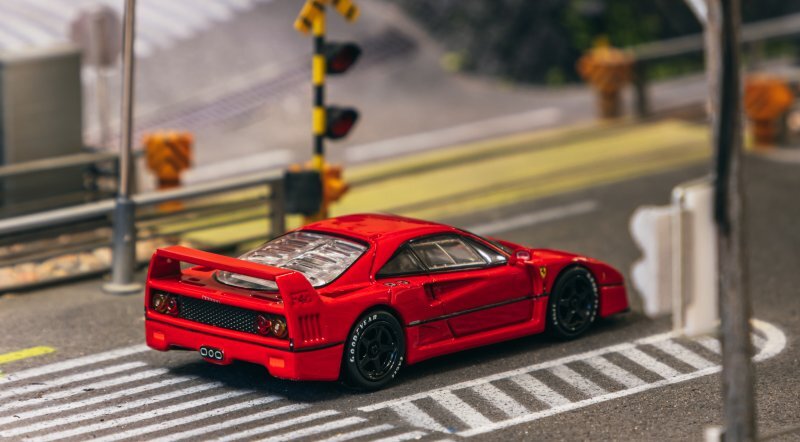 Tarmac Works 1/64 Ferrari F40 Lightweight - Miniature En Métal Moulé (Neuve)