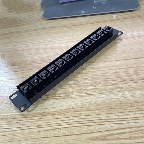 12-Port CAT6 Unshielded Patch Panel Rackmount 12 x Gigabit RJ-45 Ethernet Ports - Afbeelding 7 van 8