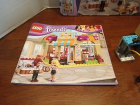 LEGO FRIENDS: Downtown Bakery (41006) - Instructions Included  253 Pieces Box