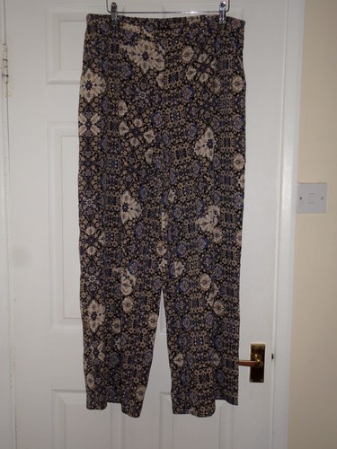 F\u0026F Summer Light Trousers Ladies Size 