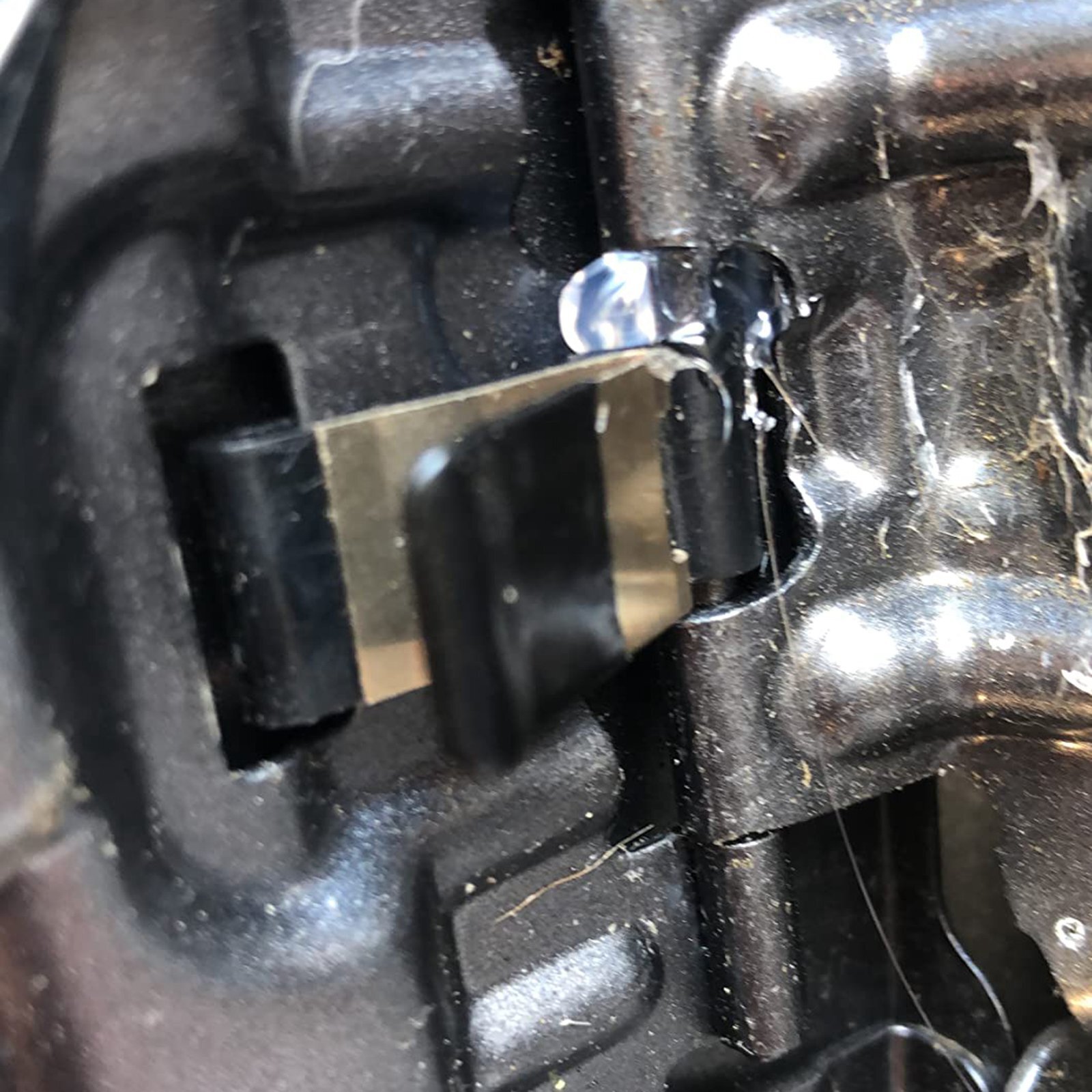 NEW FOR Toyota Fuel Door Hinge Spring 7736022020 Avalon Camry Land