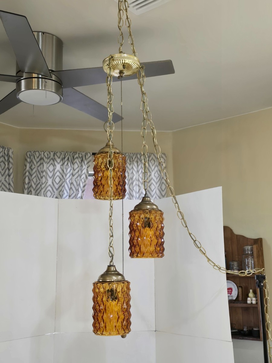 Vintage Mid Century 3 Pendant Amber Swag Lamp W/3 Position Switch