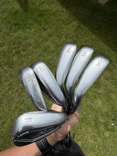 Mizuno JPX 900 Hot Metal Irons 5-PW with Regular Flex Shafts