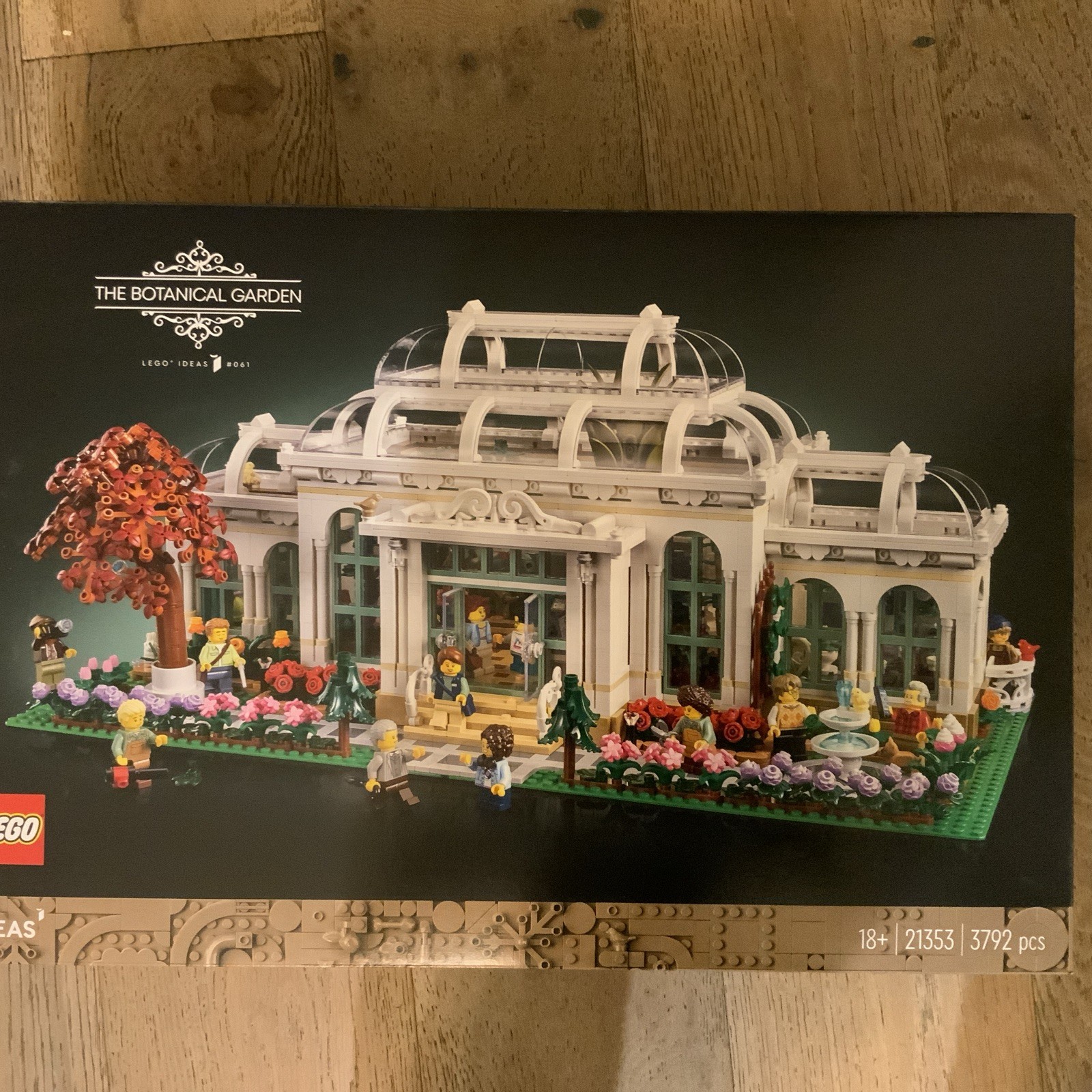 LEGO IDEAS 21353- THE BOTANICAL GARDEN- NEW