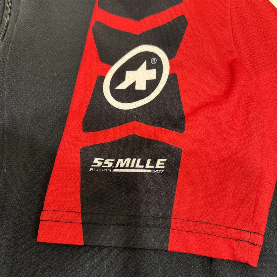 Camiseta de ciclismo Assos grande zíper completo preta/branca/vermelha 3 bolsos traseiros com zíper traseiro - Imagem 2 de 4