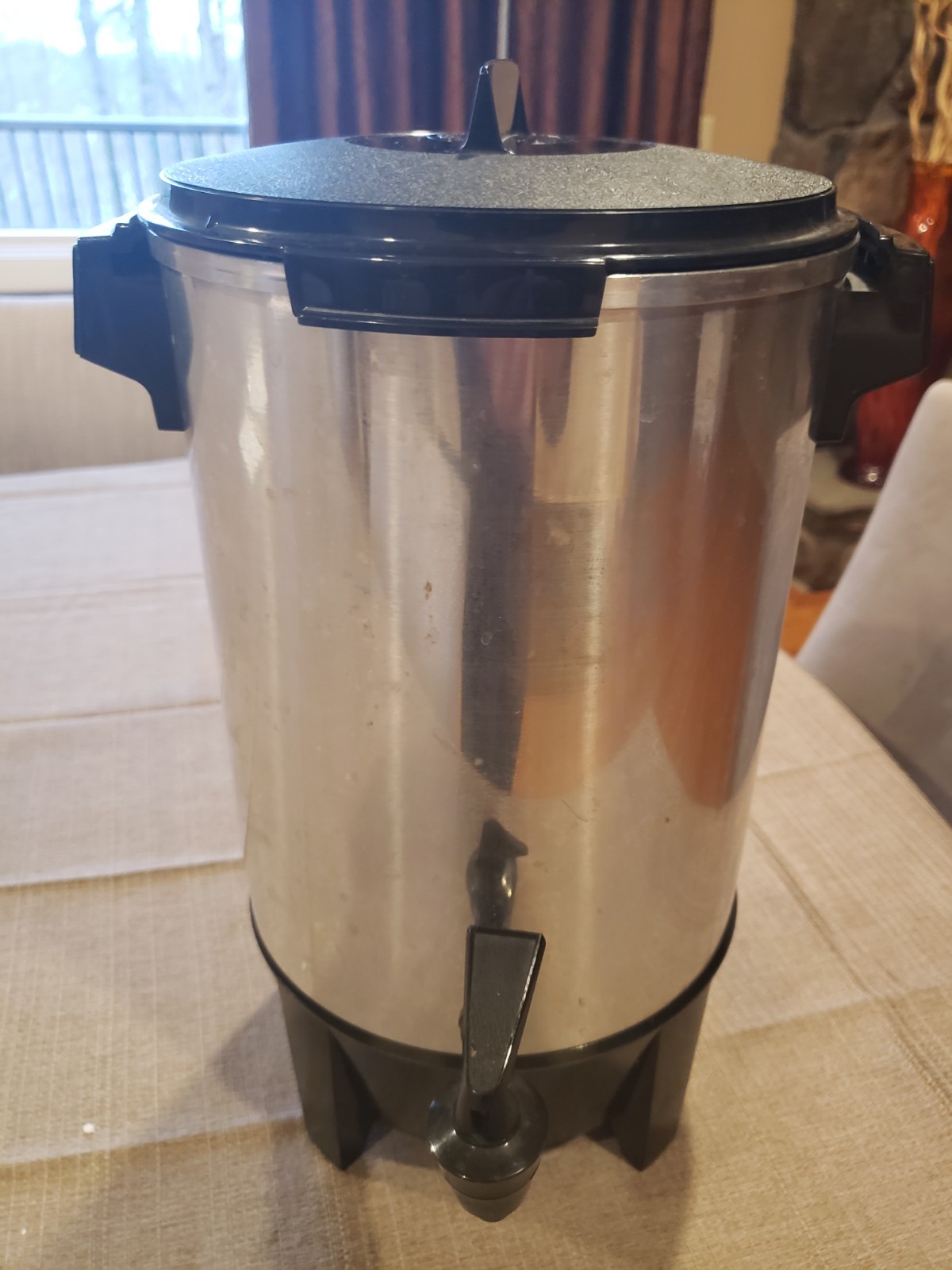 Urn Lock-on Lid Party Perky Joe Spigot