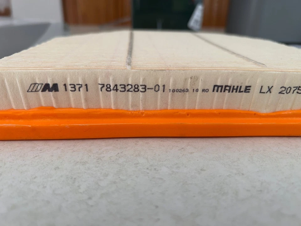 NEW OEM BMW M2 M3 M4 M5 M6 - Engine Air Filter 13727843283 Foto 3 de 4