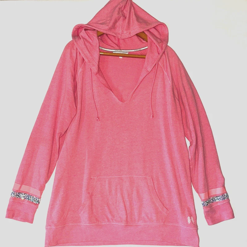 victoria-secret-vs love bling pullover hoodie