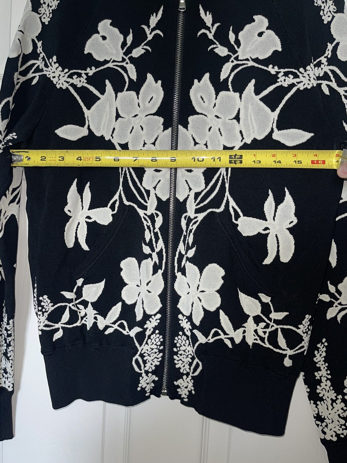 ALEXANDER MCQUEEN floral sweatshirt Women’s Size Large. Sold Out!! image 10