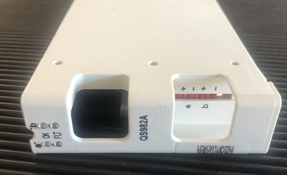 LINEAGE POWER QS982A - POWER SUPPLY - Image 3 of 4