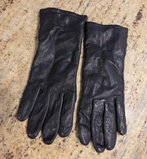 Vintage Womens Size M Black Leather Knit Lined 10" Gloves Carriage Court