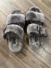 UGG Fuzz Yeah Sheepskin Slide Slippers Gray Womens Size 8