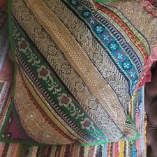 Ein bunter Sari Patchwork Kissenbezug (24” x 24”) - NEU