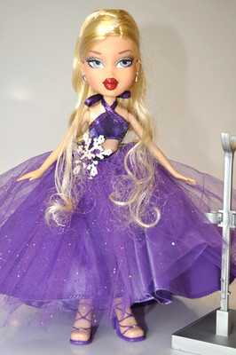 Bratz Winter Ball Beauty Cloe Blu wunderschöne Modepuppe - 04 - ohne Zubehör - Ex.Con