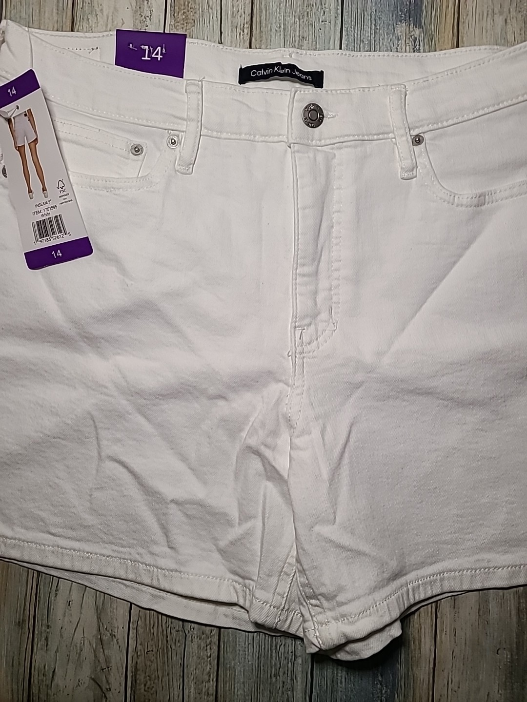 Calvin Klein Jeans Ladies' 5-Pocket Denim Short thumbnail 3