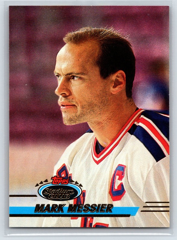 #35 Mark Messier, New York Rangers 1993-94 Topps Stadium Club Base