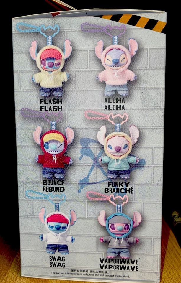 Bolso Disney Miniso GenZ Street Stitch “Funky Industrie” exclusivo de Asia sellado Foto 3 de 4