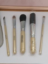 versace 5 teiliges Make-up Pinsel Set und Rei...