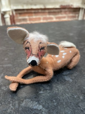 Vintage Annalee 1993 Reindeer Fawn Seated 5  Closed Eyes, Crossed Legs