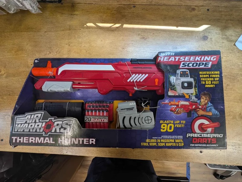 Air Warriors Thermal Zenith with Heatseeking Scope 6 Dart Blaster New In Box