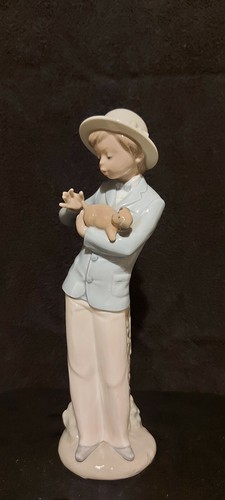 Nao Lladro Pulling Dog's Tail Figurine José Roig - Picture 2 of 8