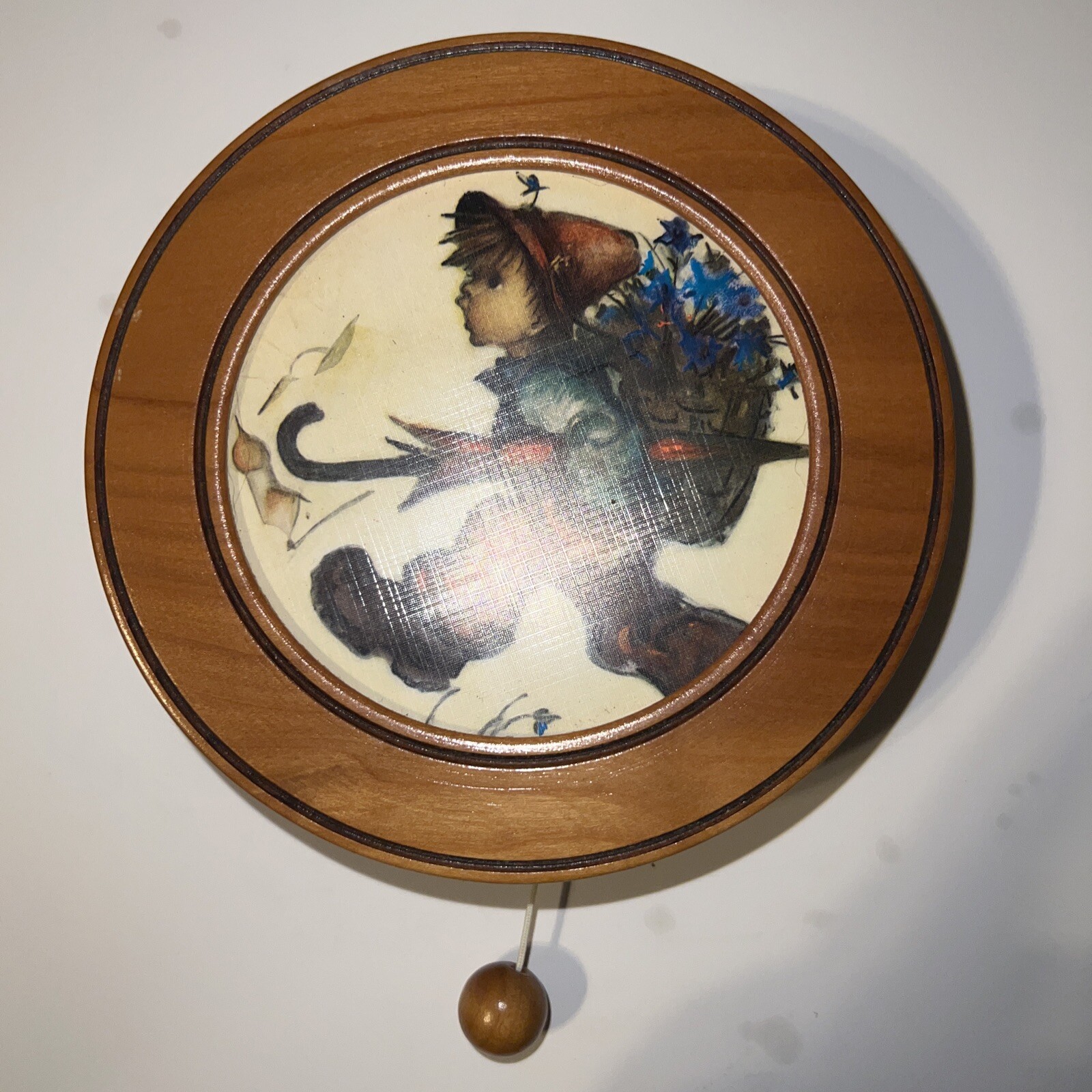 VINTAGE WOODEN REUGE EDLE WALL HANGING POOL STRING MUSIC BOX 5219 | eBay