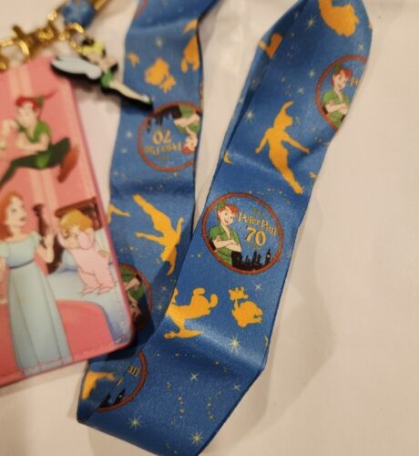 Loungefly Disney Peter Pan You Can Fly 70th Anniversary Schlüsselband Ausweisetui NEU - Bild 7 von 12