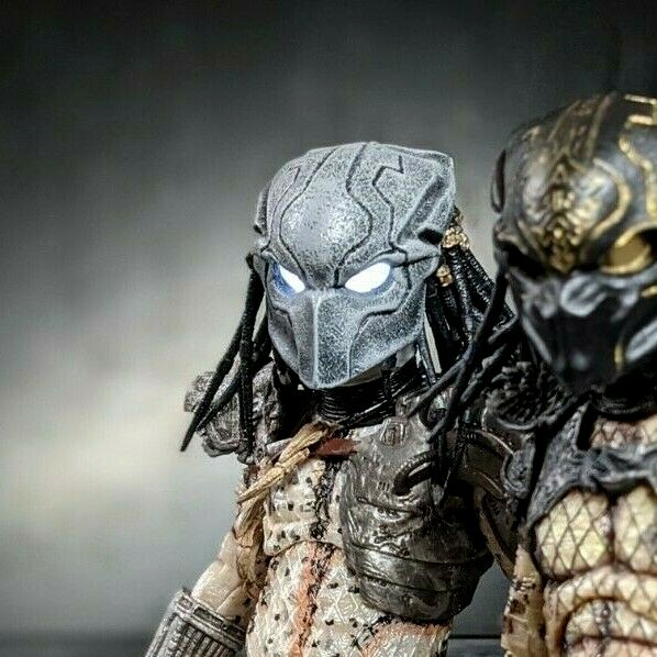 Custom1/12 scale Predator Mask with LED ***MADE TO ORDER