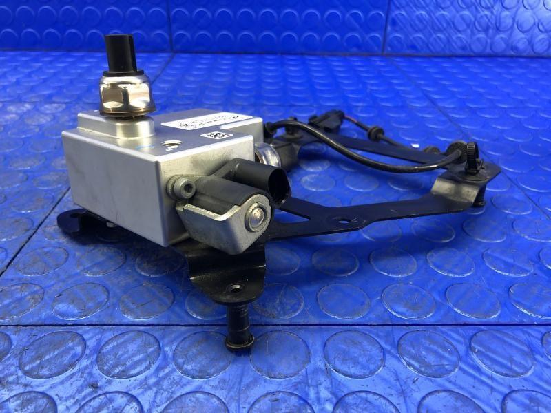 2016-2021 MCLAREN 570S HYDRAULIC SUSPENSION PUMP BLOCK CONTROL MODULE 13B0737CP