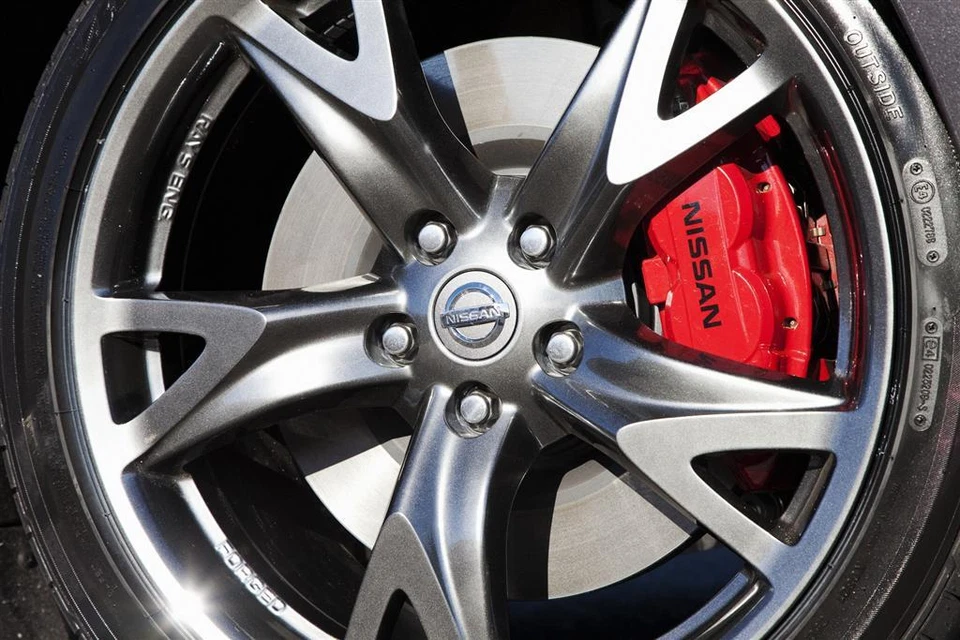 6 x Pegatina de pinza de freno para NISSAN - Alta temperatura - Opciones de color - RÁPIDO Foto 2 de 4