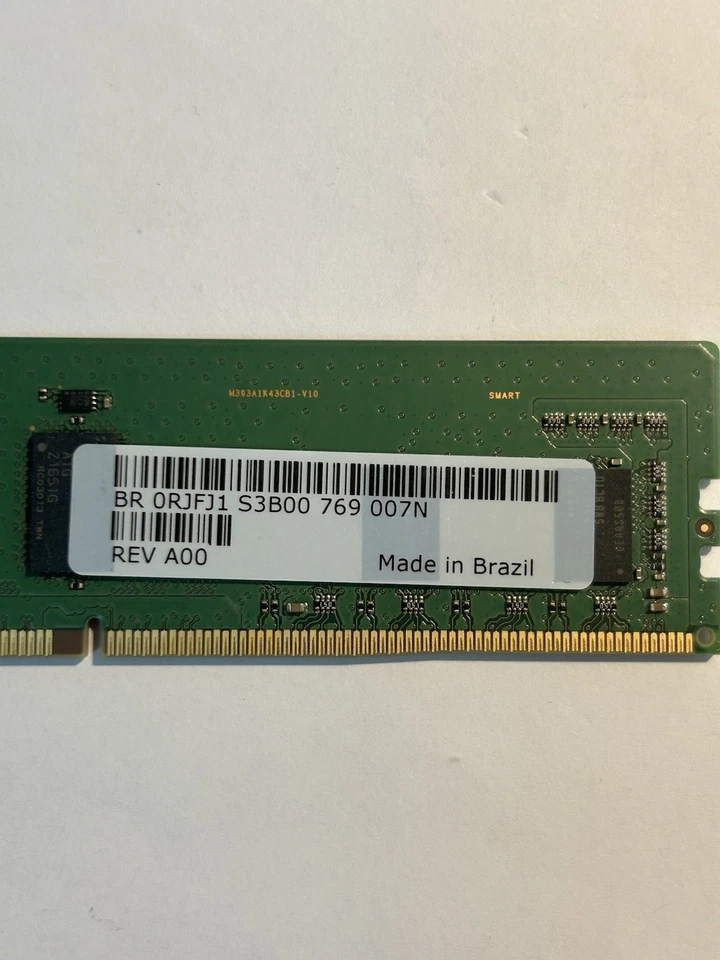 SMART SF4721G8CK8H8HLSBI 8GB 1Rx8 PC4-2666V DDR4 RAM Sub For M393A1K43BB1-CTD - Image 3 of 4