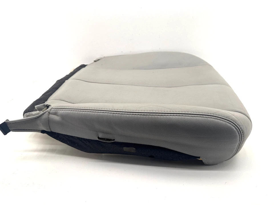 Passenger Front Seat Bottom Cushion Leather LB14 OEM TOYOTA SIENNA 11-20 - Image 3 of 4