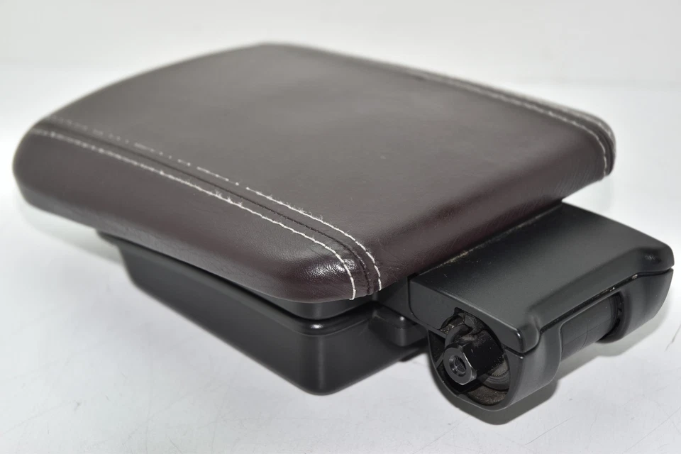 💎 2008-2011 Volvo S40 Brown Leather Center Console Armrest Lid Storage OEM - Image 4 of 4