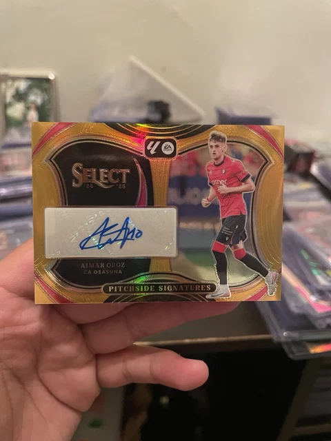 2024 - 25 Select La Liga Aimar Oroz Gold Pitchside Signatures /10