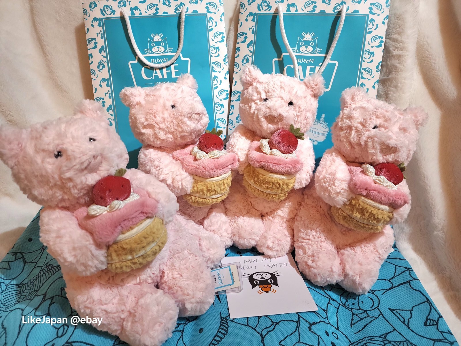 Jellycat Shanghai Cafe exclusiveLeola Bear with strawberry cake,Retired🩷🎂